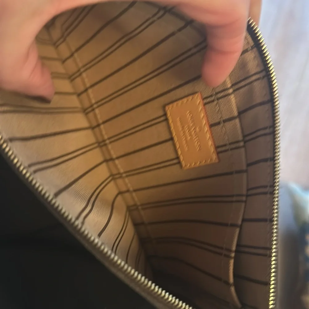 Louis Vuitton Neverfull MM. Limited edition from Cruse 2020 Game On Collection - Picture 12 of 12
